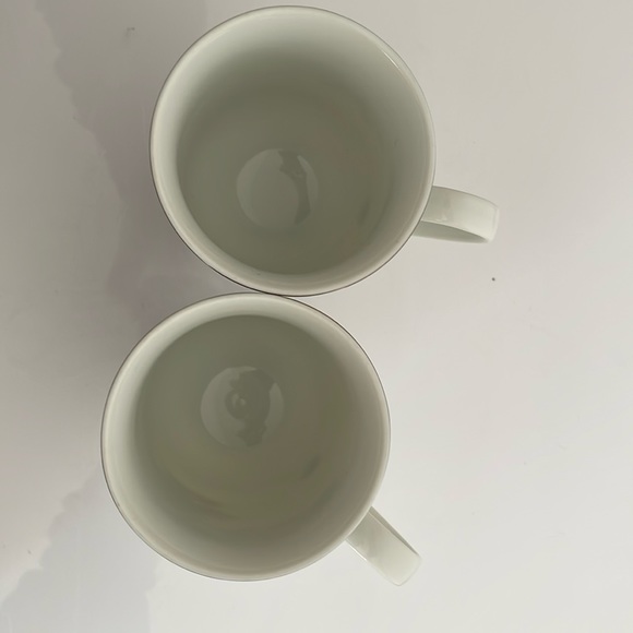 Sanyei Vintage Christmas Footed Mugs Japan Set of 2 - Picture 13 of 13